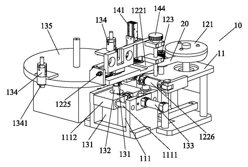 Capacitor gummed paper winding and cutting device