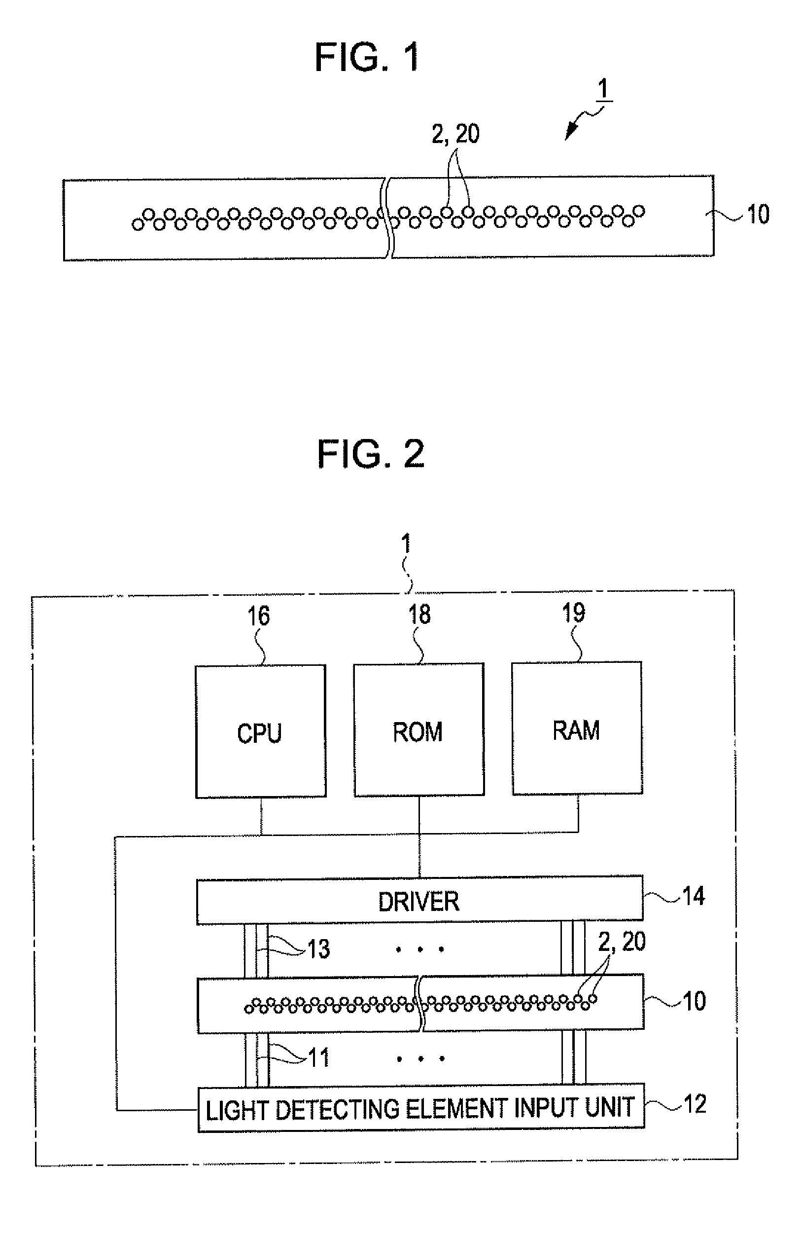 Light emitting device and electronic apparatus