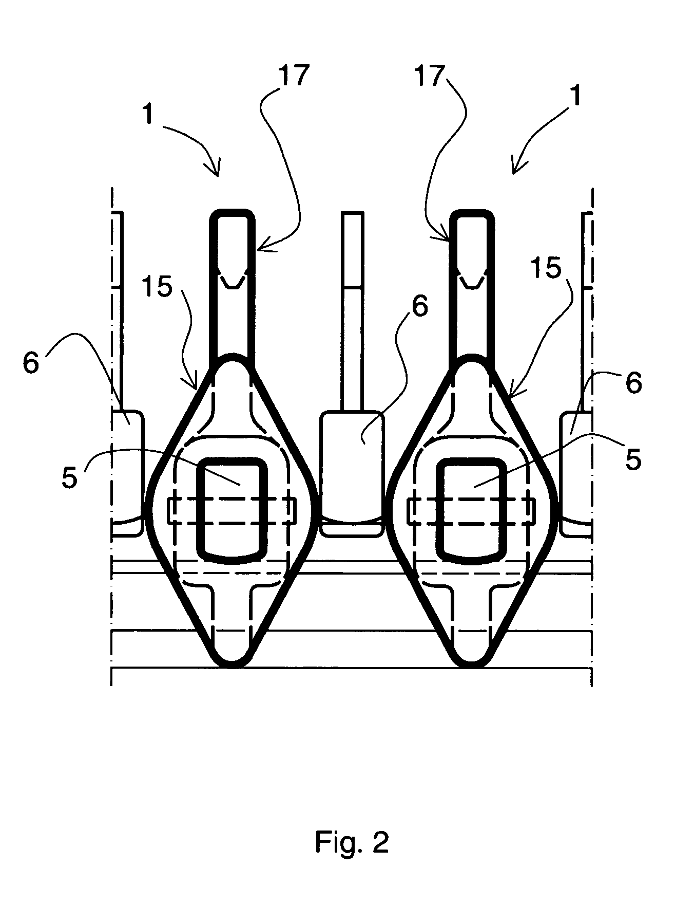 Transfer and insulation device for electrolysis