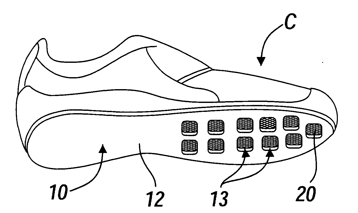 Sole for shoes of the waterproof and vapor-permeable type, and shoe provided with said sole