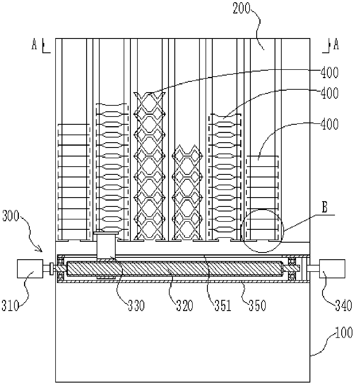 Shipping device, automatic vending machine, and shipping method