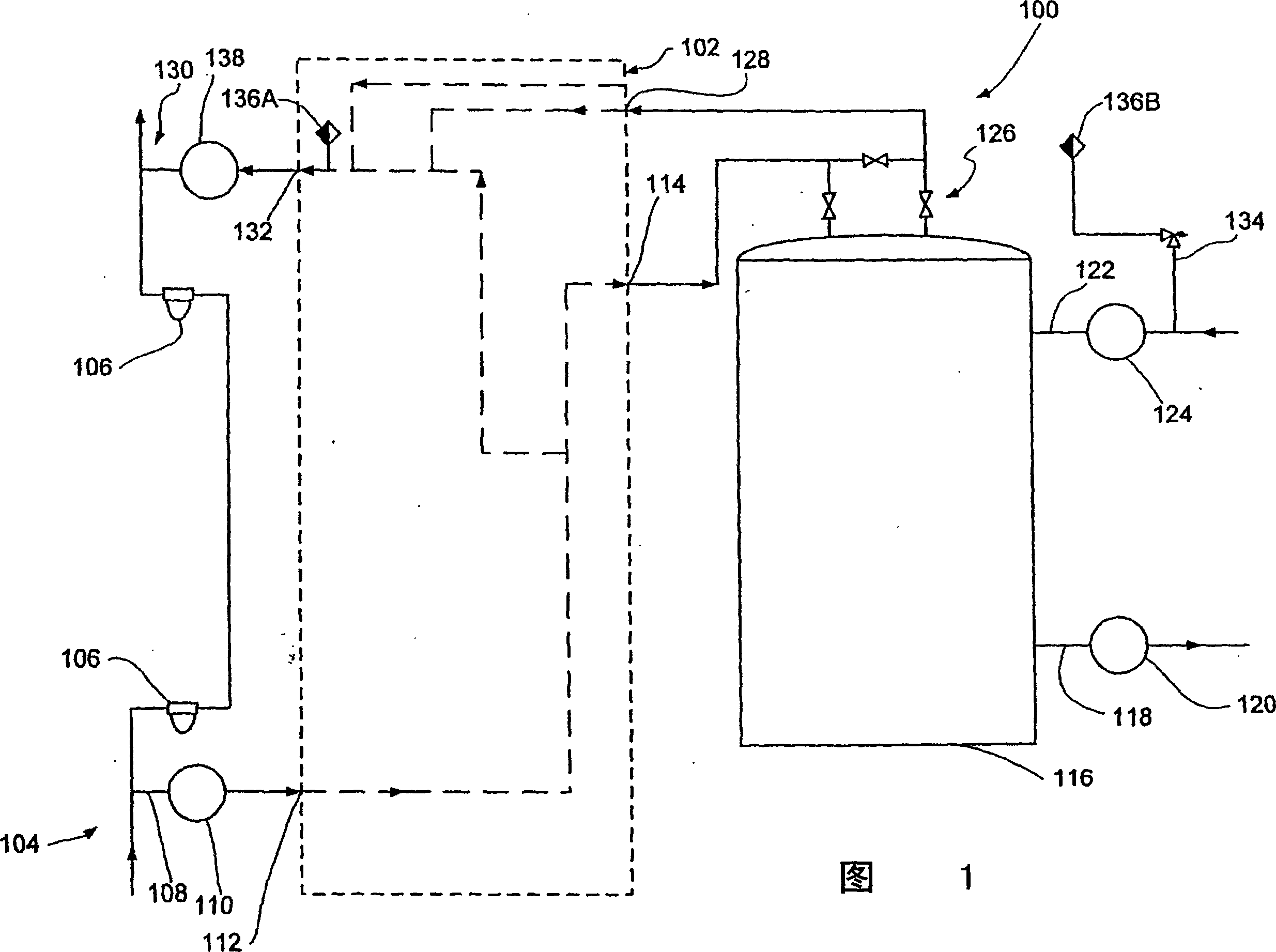 Apparatus for the liquefaction of natural gas and methods relating to same