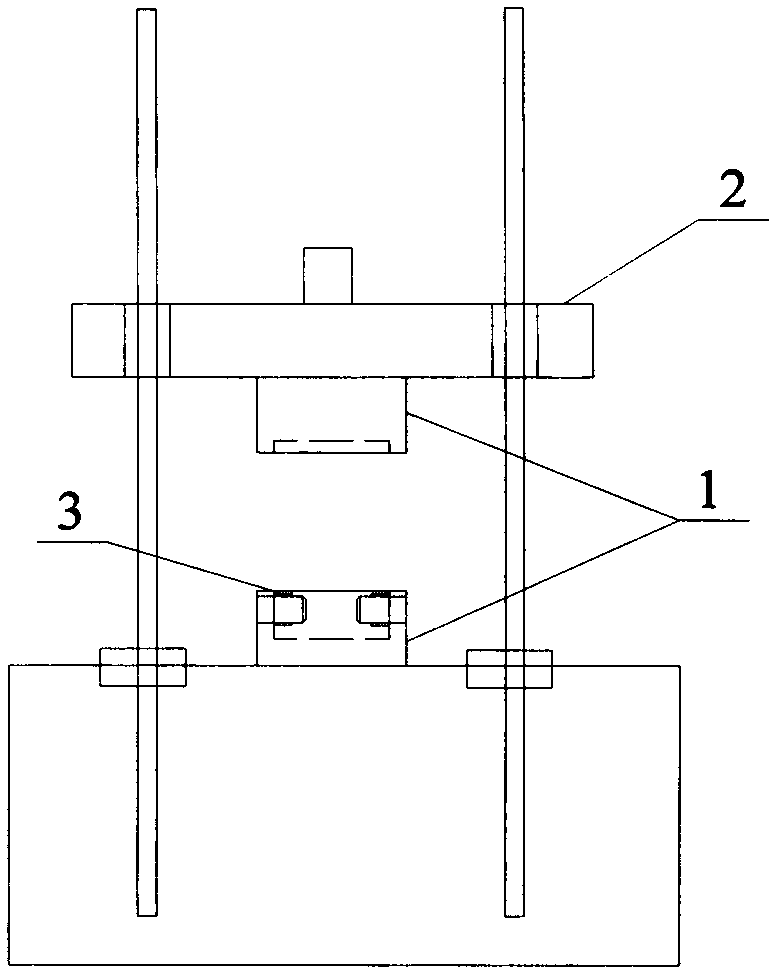 Pipe connector and manufacture method thereof