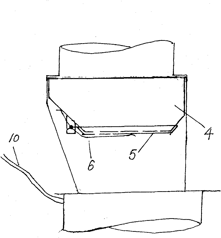 Separated-drainage type water-saving pedestal pan