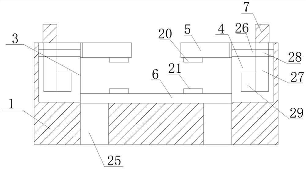 Zipper tooth clamping device for zipper production