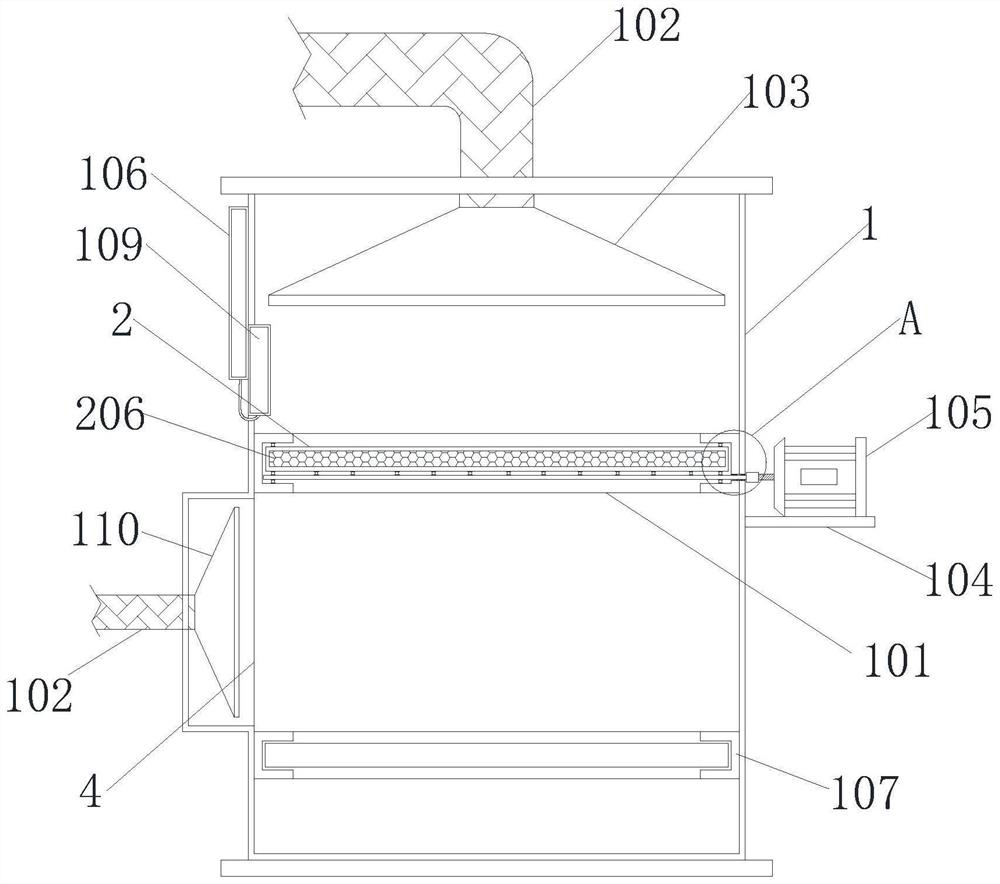 Heavy metal contaminated soil remediation system and use method thereof