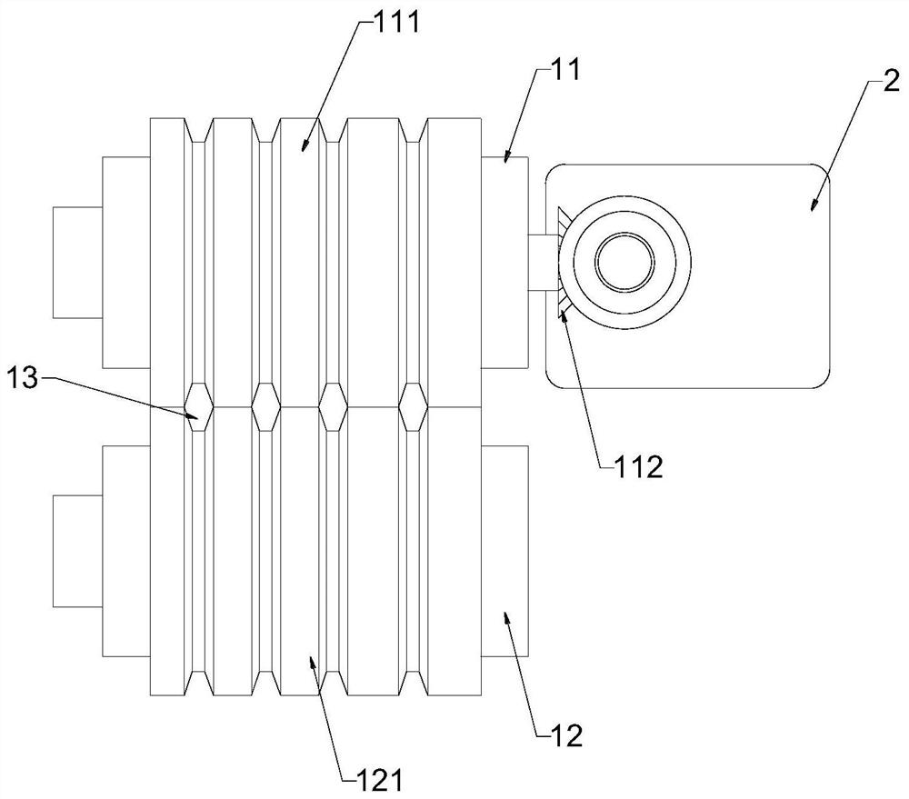 Roll forging equipment and roll forging process thereof