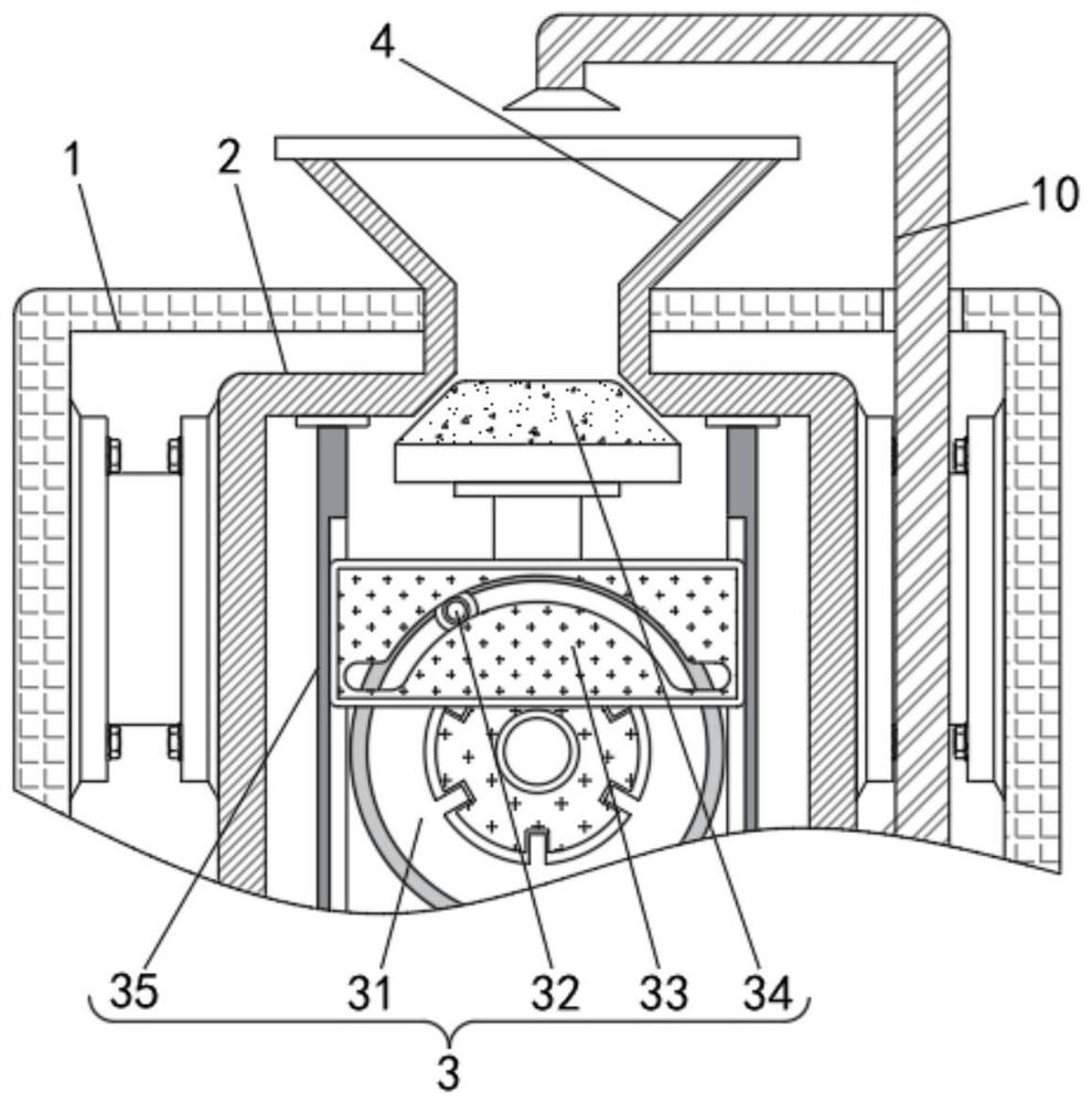 Grain grinding device capable of intermittently discharging and automatically screening