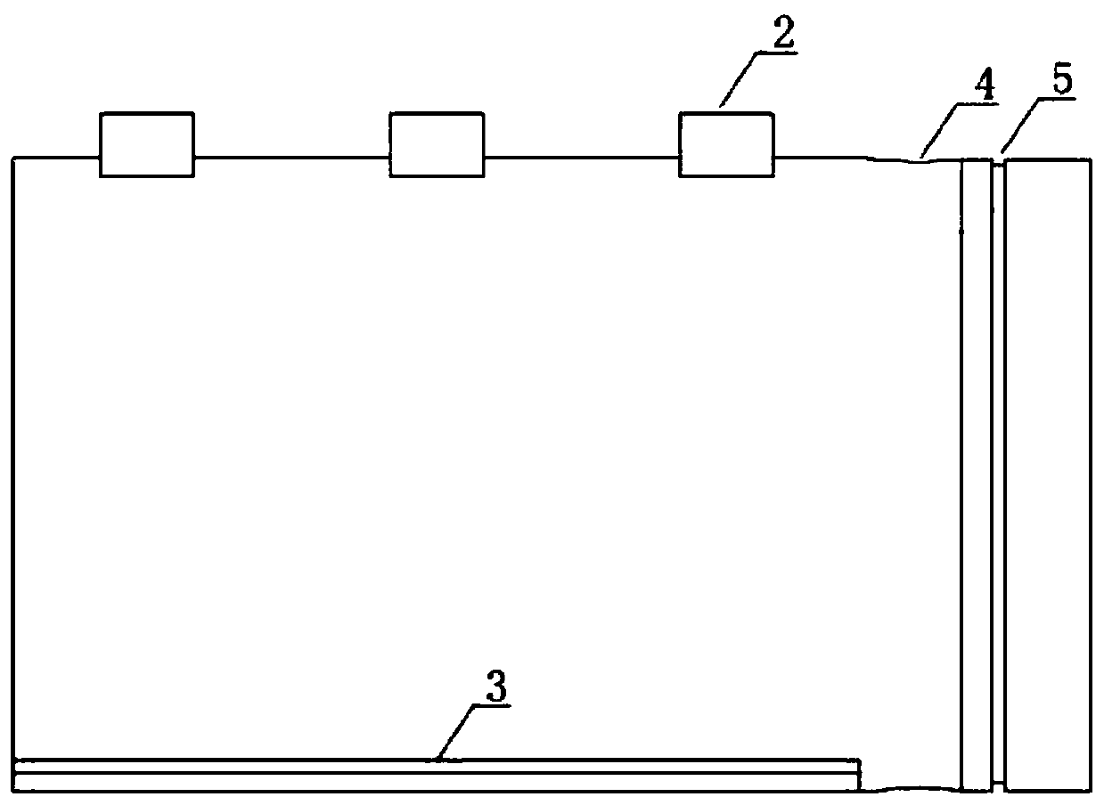 Spraying heat exchange system of low-temperature multi-effect seawater desalting device