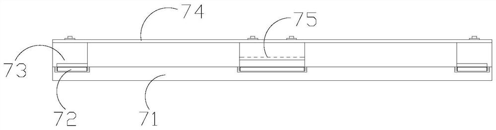 Sewing machine capable of automatically feeding cloth