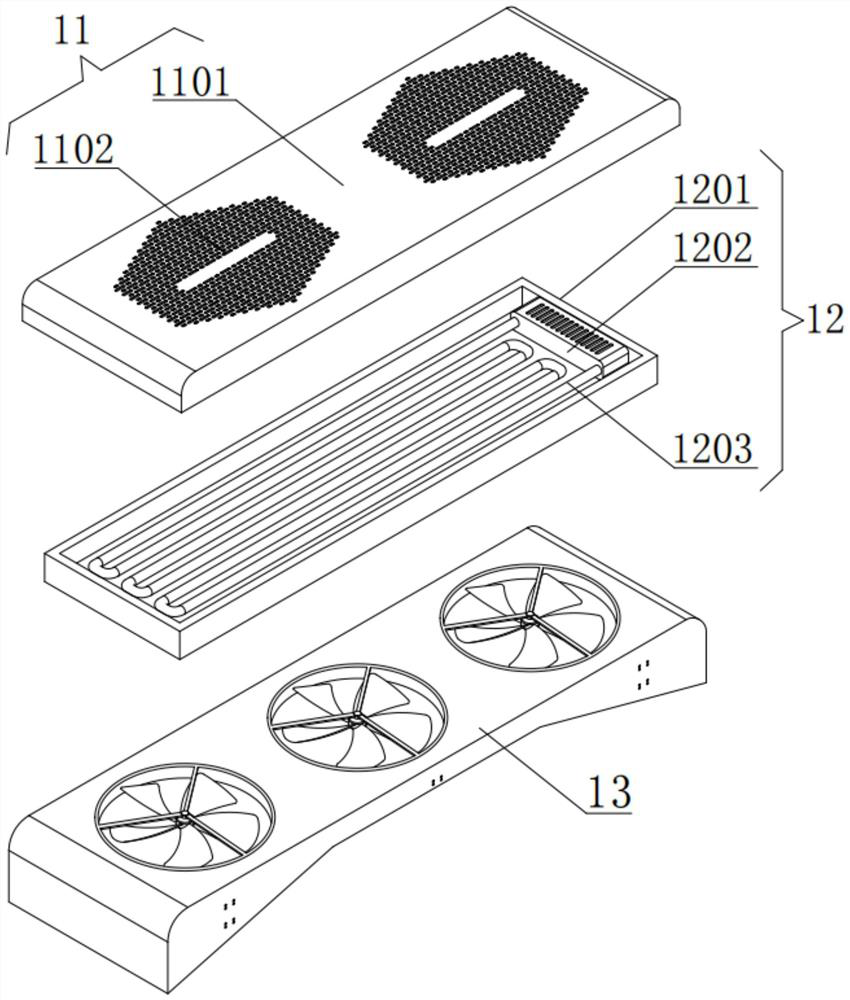 Uniform flow cleaning device and method for preventing residual of protection liquid for bolt production