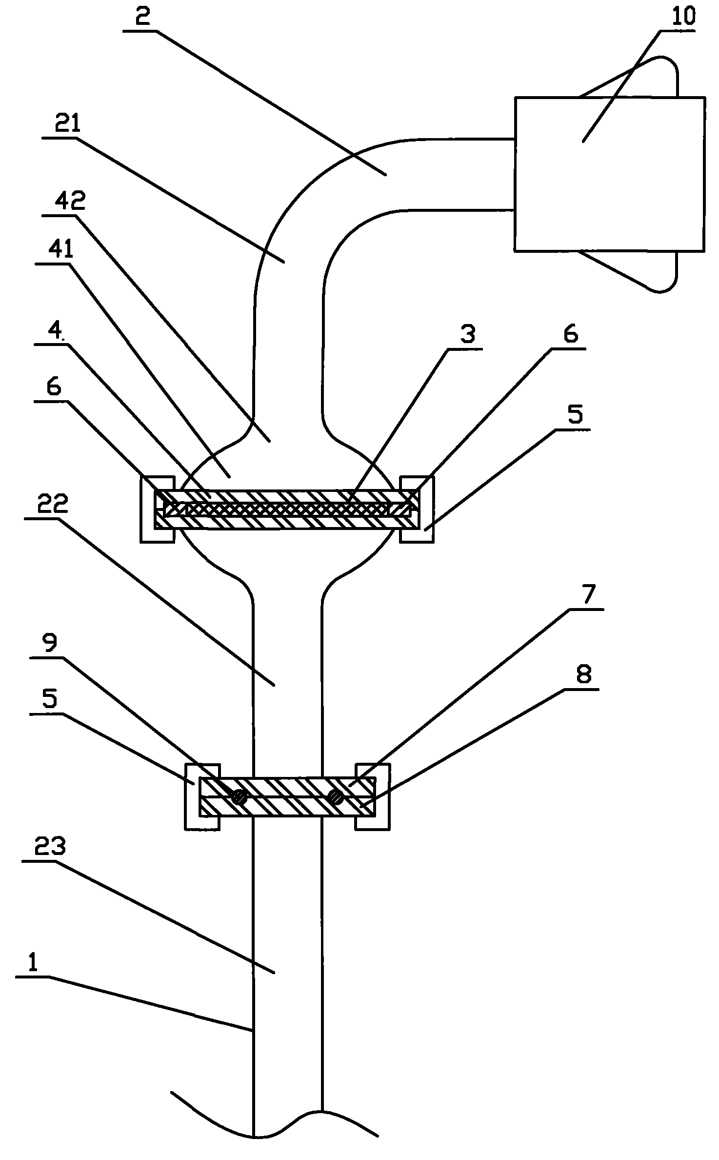 Feeding and filtering device for homogenizer