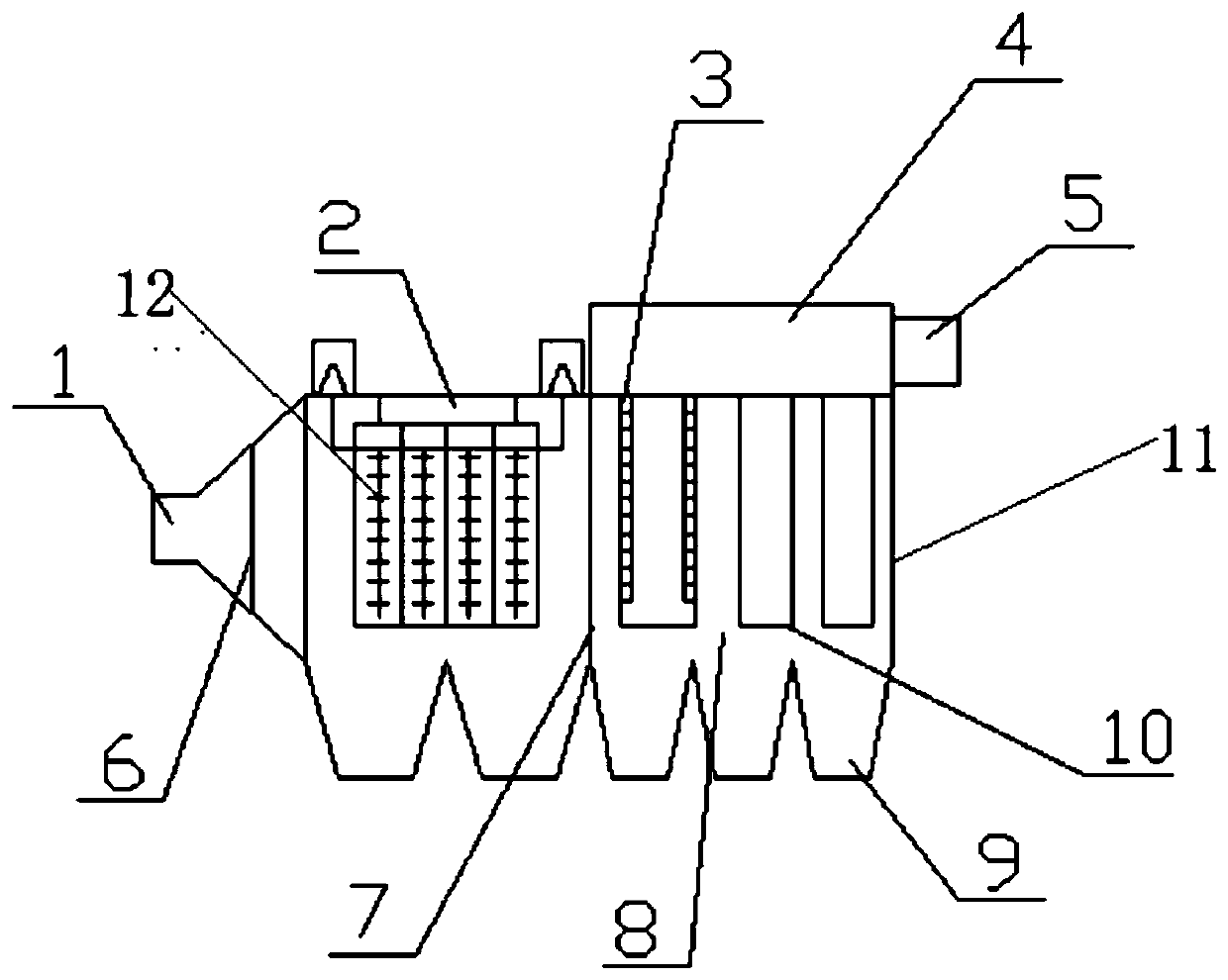 Electric membrane dust collector capable of cooperatively denitrifying