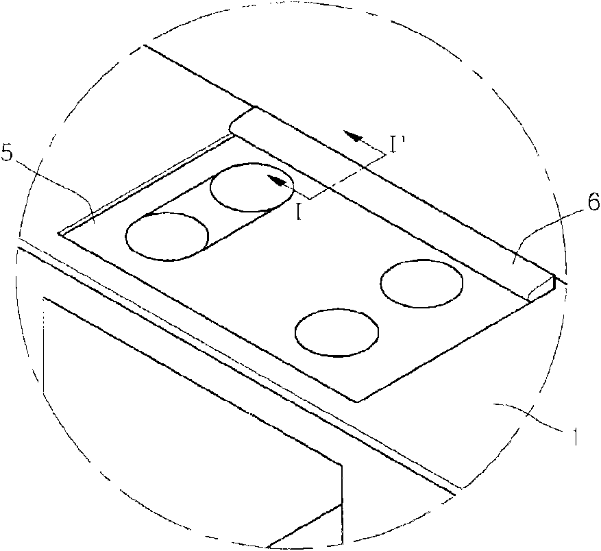 Built-in cooking appliance and installation apparatus for the same