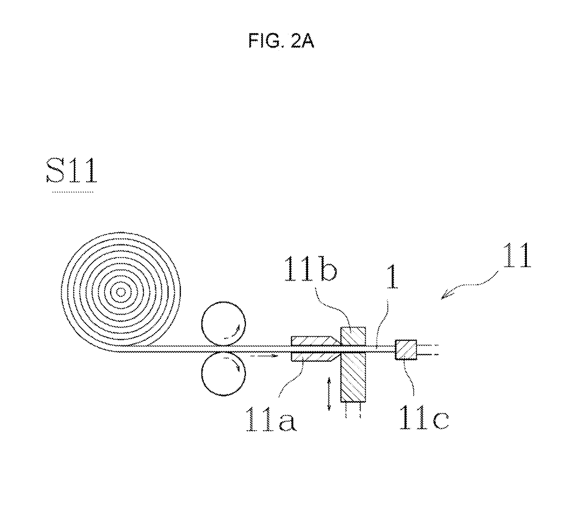 Apparatus and method for manufacturing a battery terminal plate
