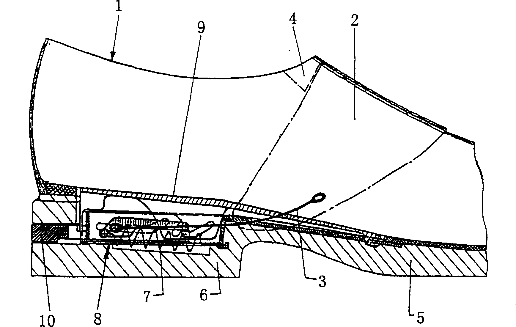 Device for controlling lace-up device on shoes and shoes including the device