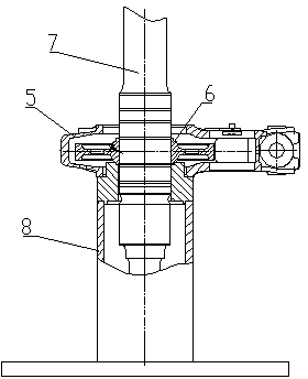 Tool and method for assembling gear in track traffic gear case