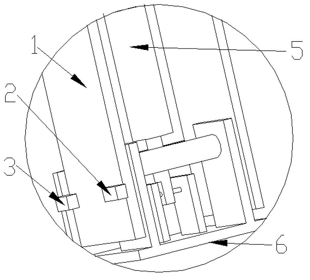 Mechanical arm auxiliary mechanism