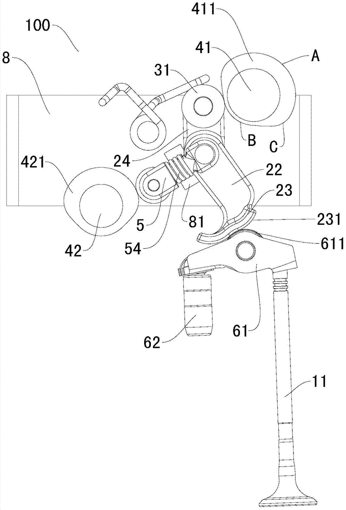 Air distribution mechanism for engine and vehicle comprising same