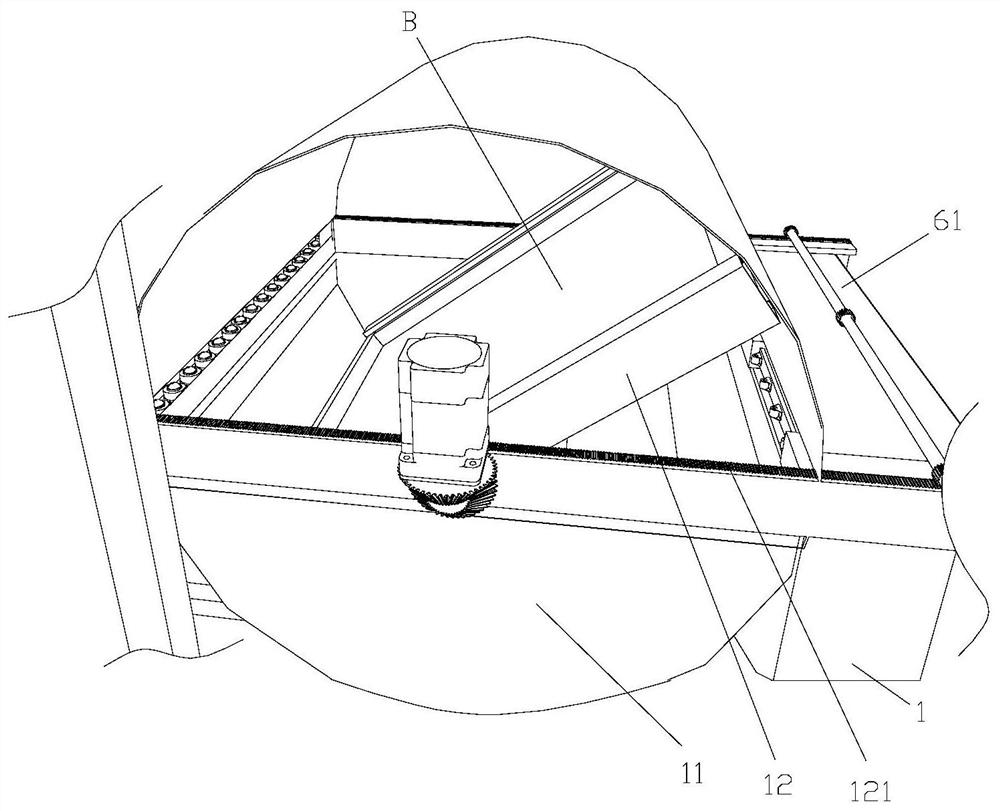 Automatic screening device for insect breeding and insect breeding system