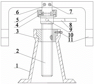 Upper portion flange supporting mechanism used for ethylene cracking furnace decoking