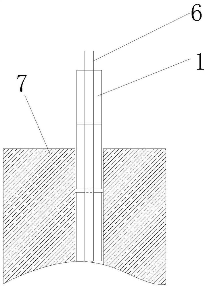 A multi-density adjustable charge structure and method for pre-splitting blasting