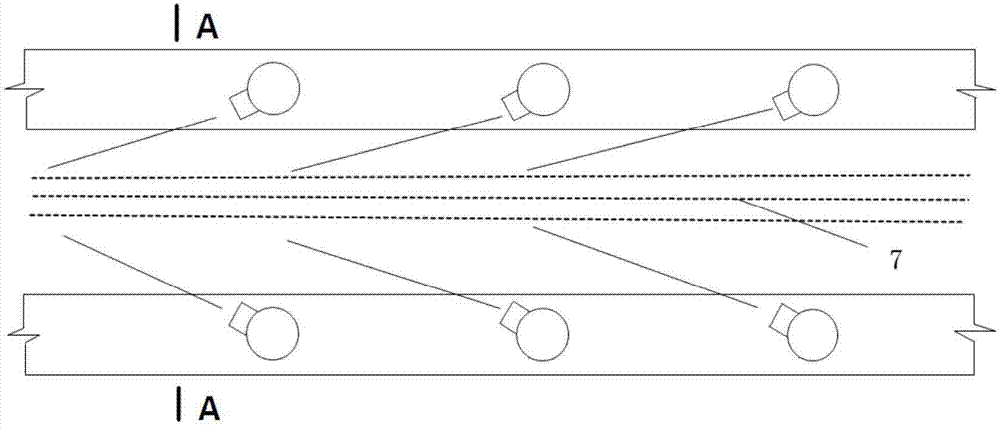 Device and method for guiding fishes to sail upstream