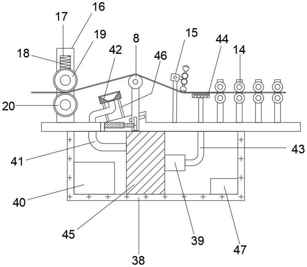 Cloth strip slitting device capable of performing respective rolling for curtain processing