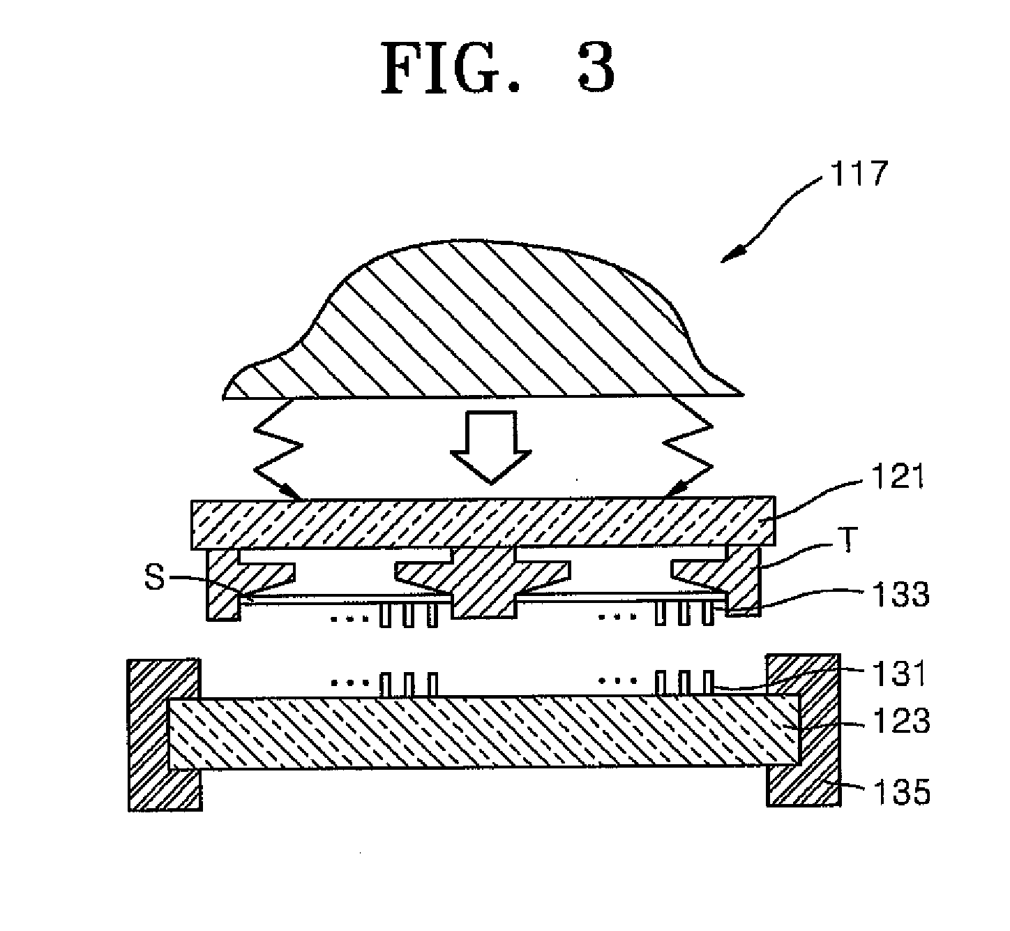 Test handler for testing semiconductor device and method of testing semiconductor device using the same