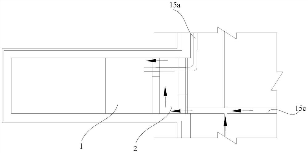 Water collecting well, counter-slope tunnel and counter-slope tunnel drainage method