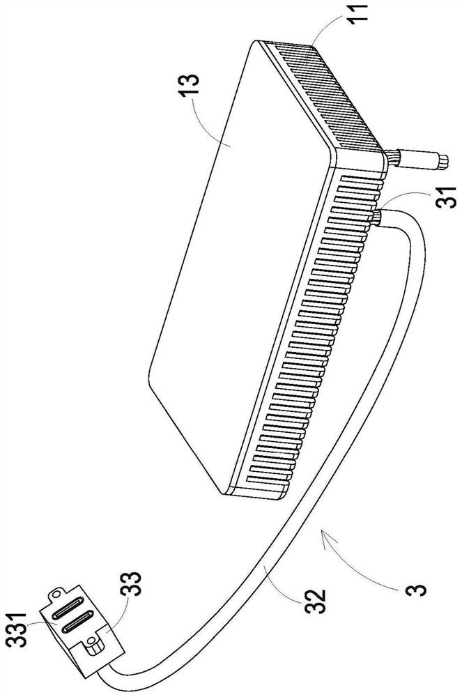 Vehicle-mounted charging device