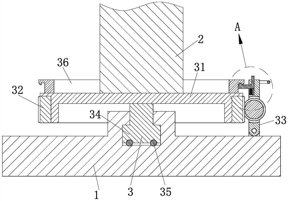 Adjustable automatic lifting device capable of rotating in all directions