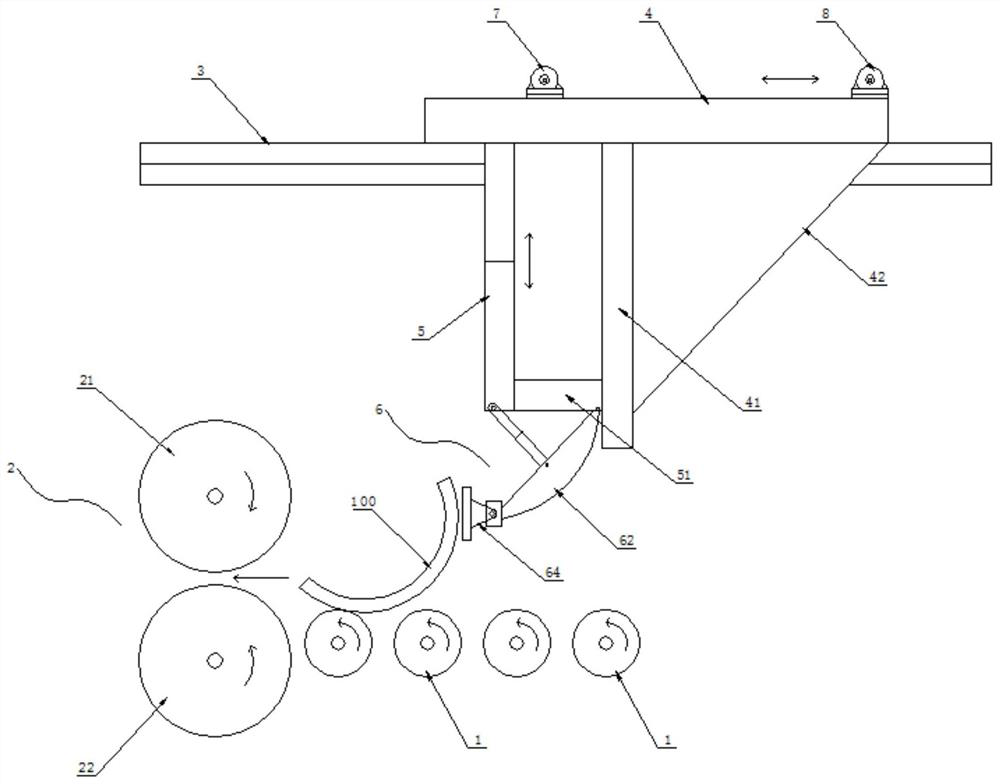 Auxiliary feeding device for curled plate blank of plate rolling mill and using method of auxiliary feeding device