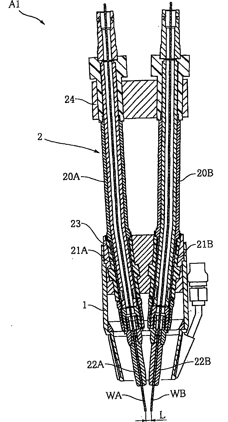 A two-wire welding gun and a two-wire welding device using the same