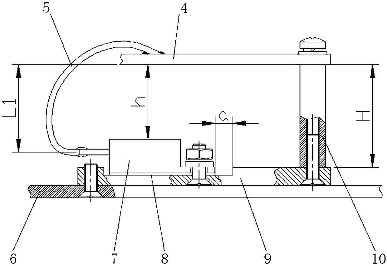 An integrated installation method of a separation device and a printed circuit board