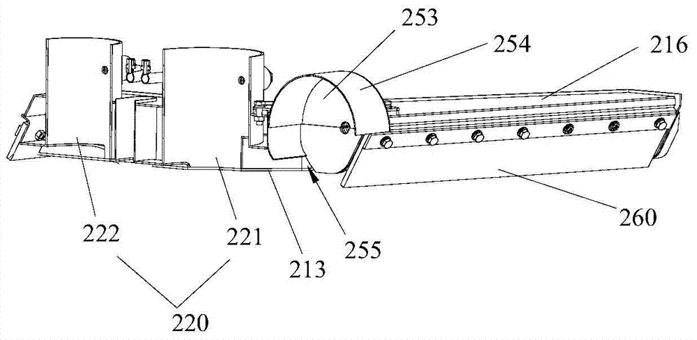 Suction nozzles and road cleaning vehicles