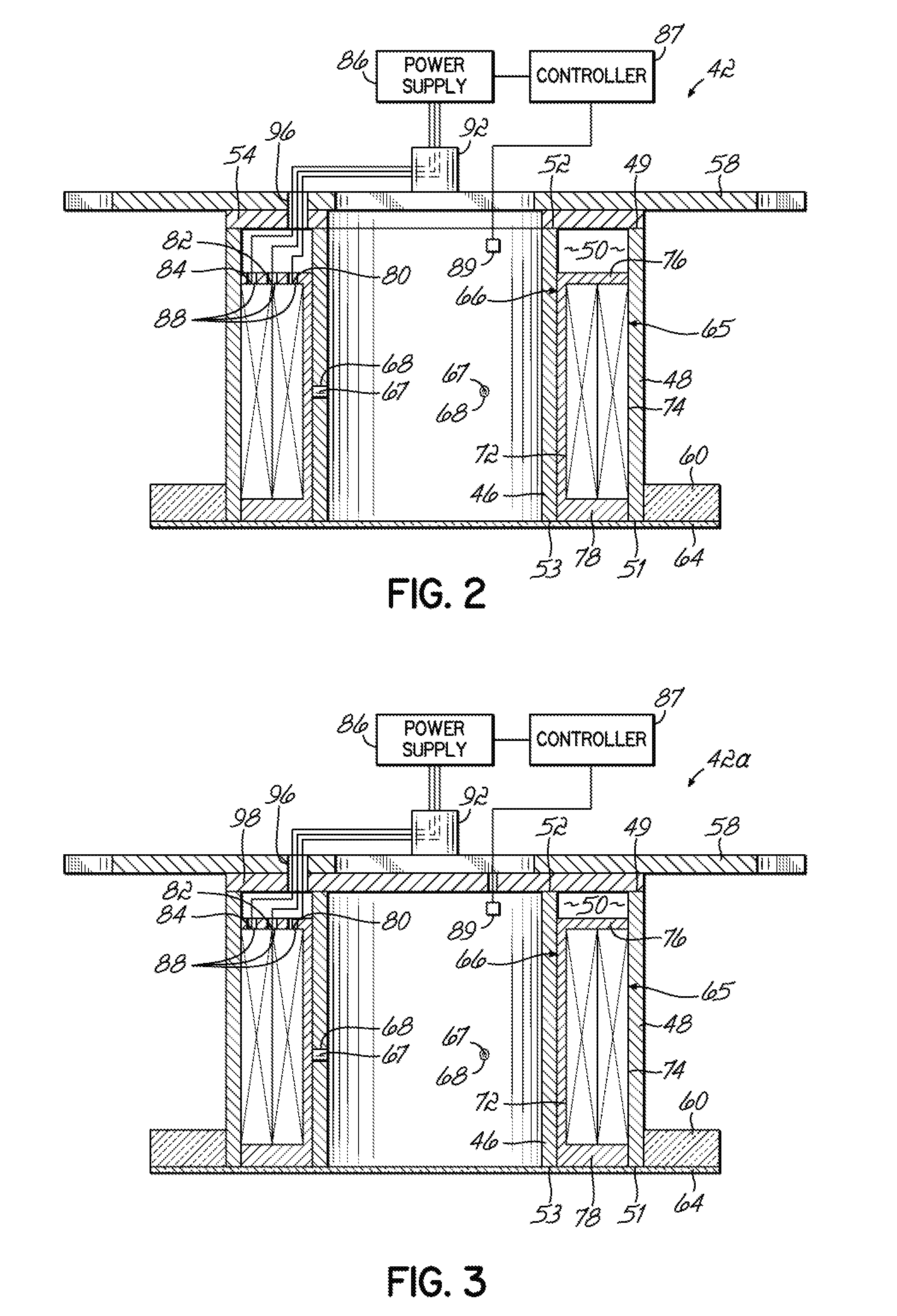Ion sources and methods for generating an ion beam with a controllable ion current density distribution