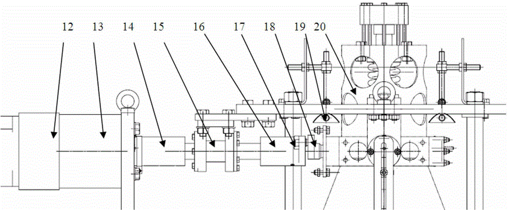 Performance testing apparatus of two-way rocking mechanism