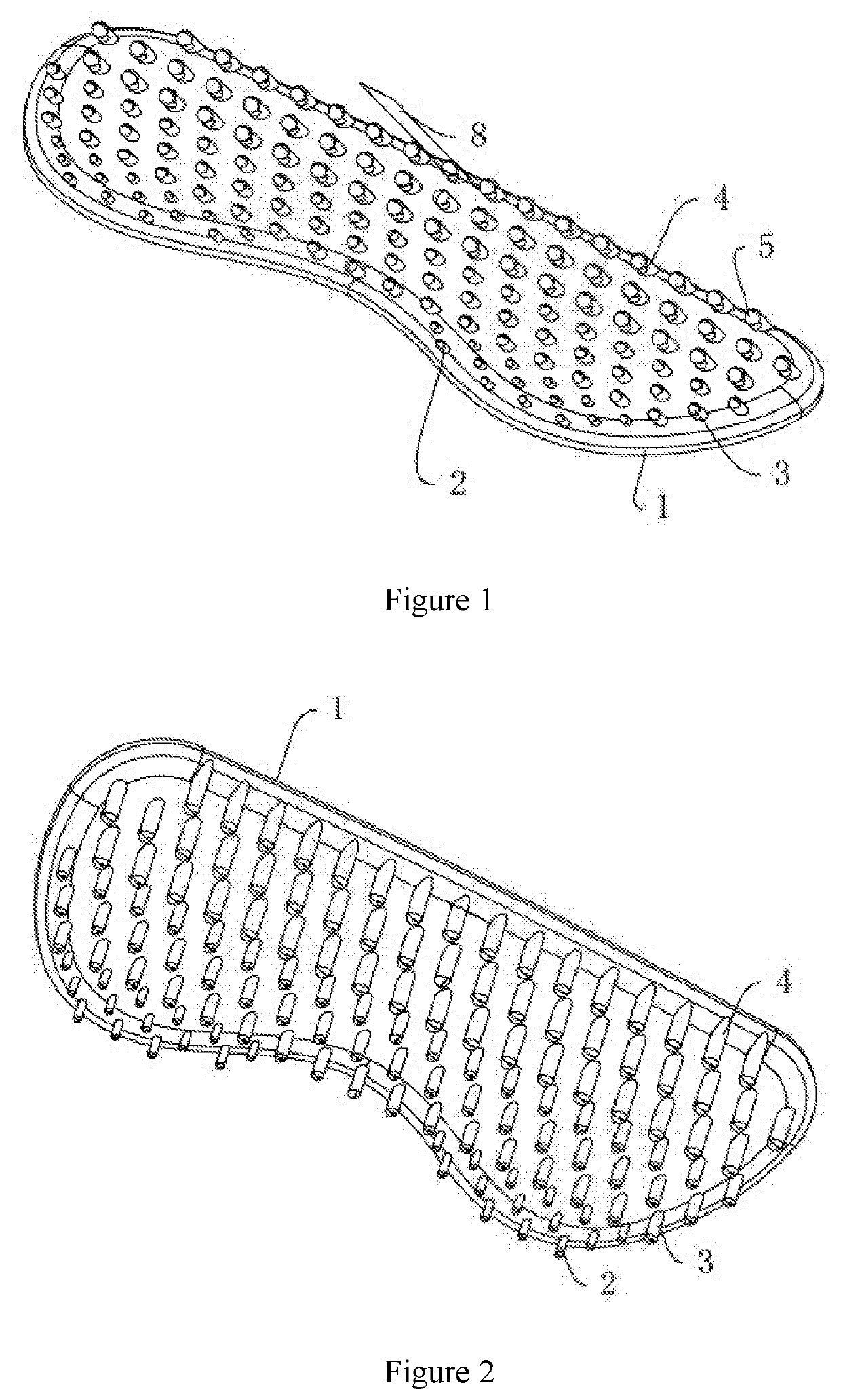 Heel liner preventing heel rubbing and sliding