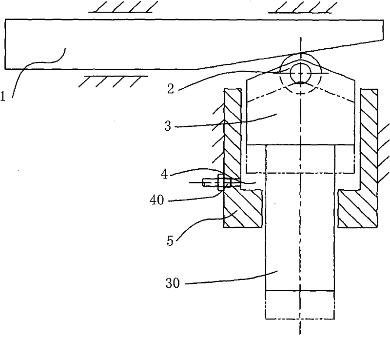 Main transmission clearance eliminating mechanism of mechanical servo numerical control turrent punch press