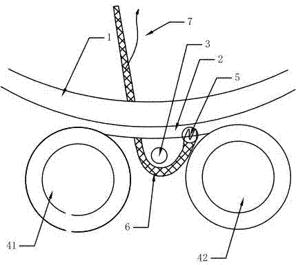 Minimally invasive comfortable urinary incontinence suspending tape device and application thereof