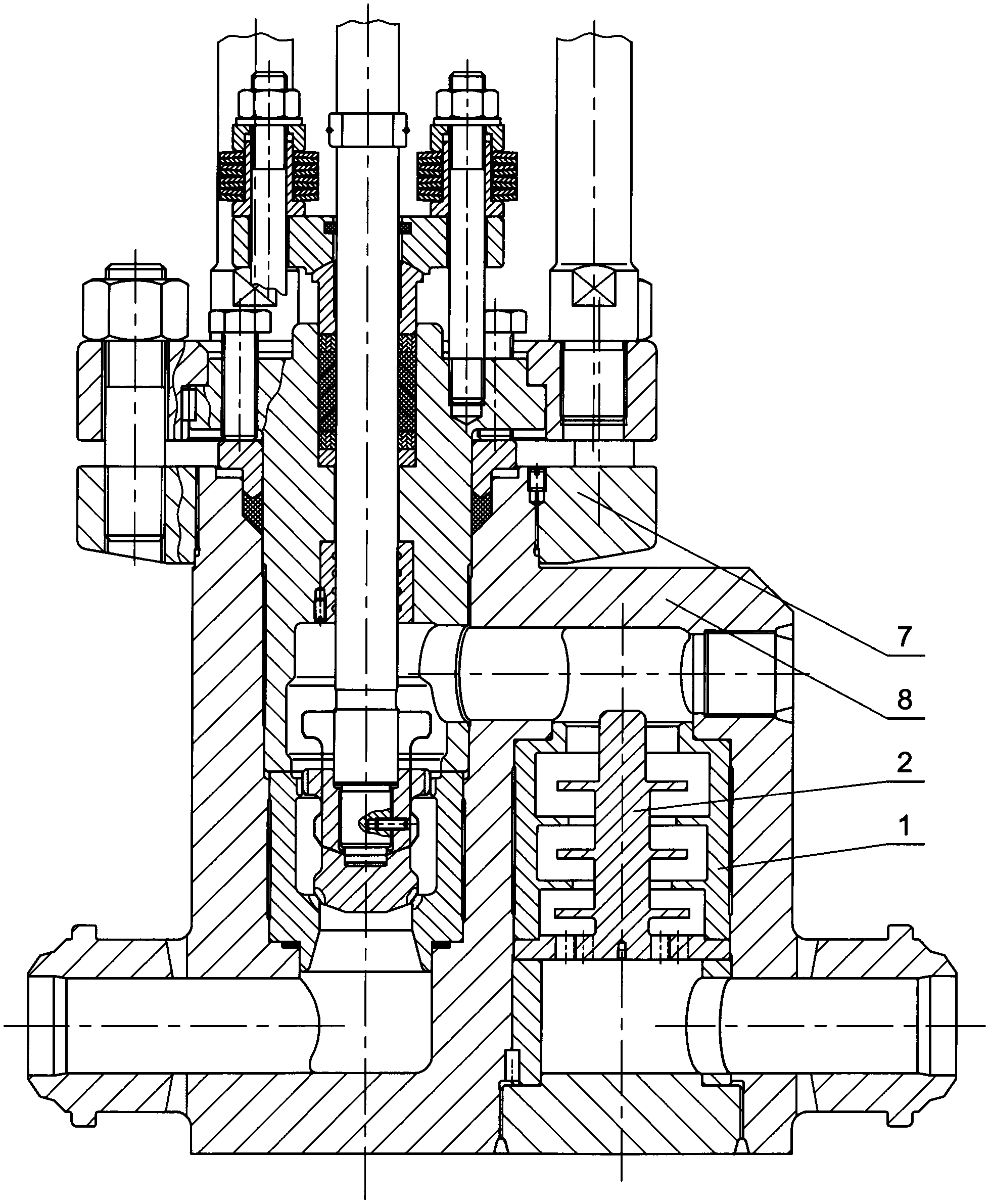 Axial-flow type maze throttling structure