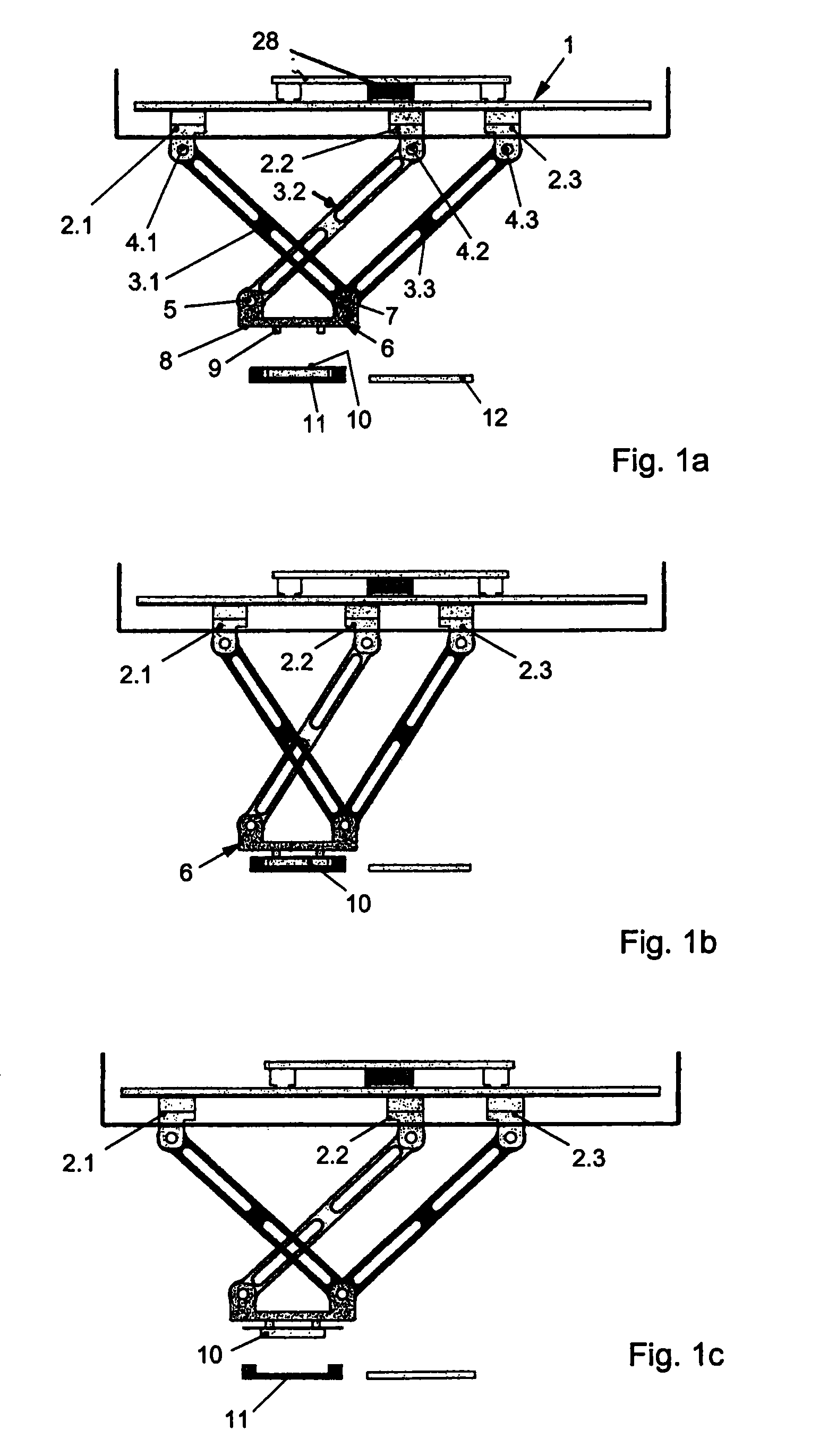 Device for treating and/or handling articles