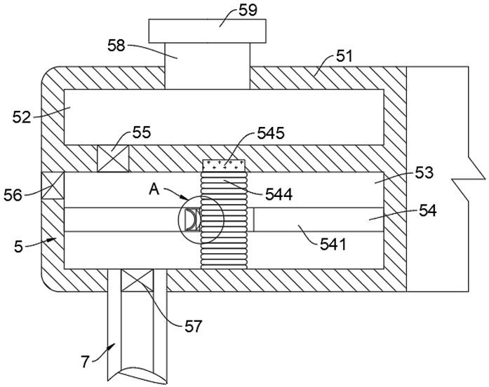 An oil-water separation device for petrochemical refining