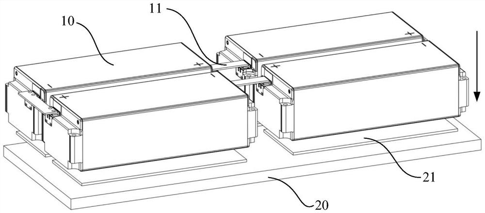 Battery thermal management device and power battery system for vehicle