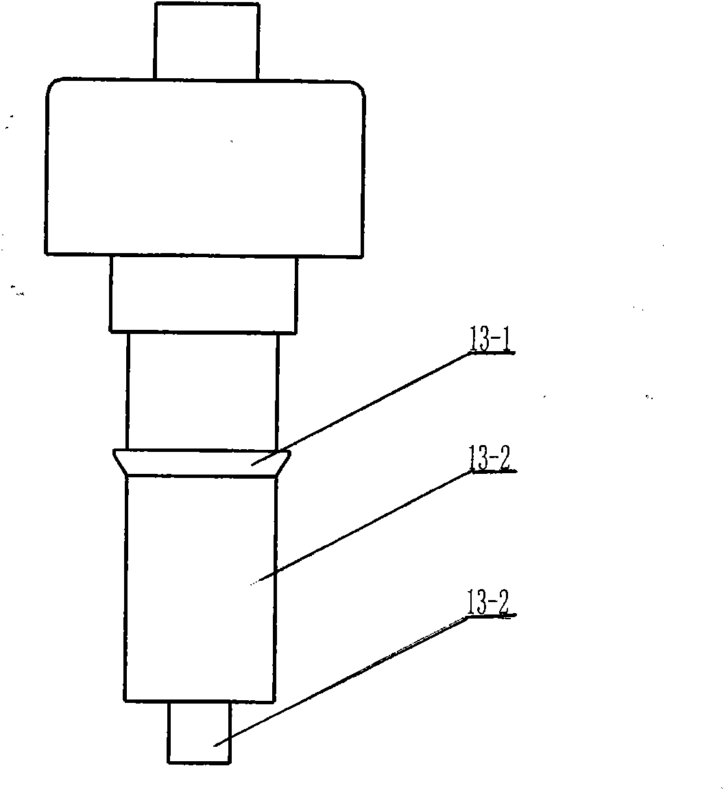 Air-tightness detection device for automobile axle assembly