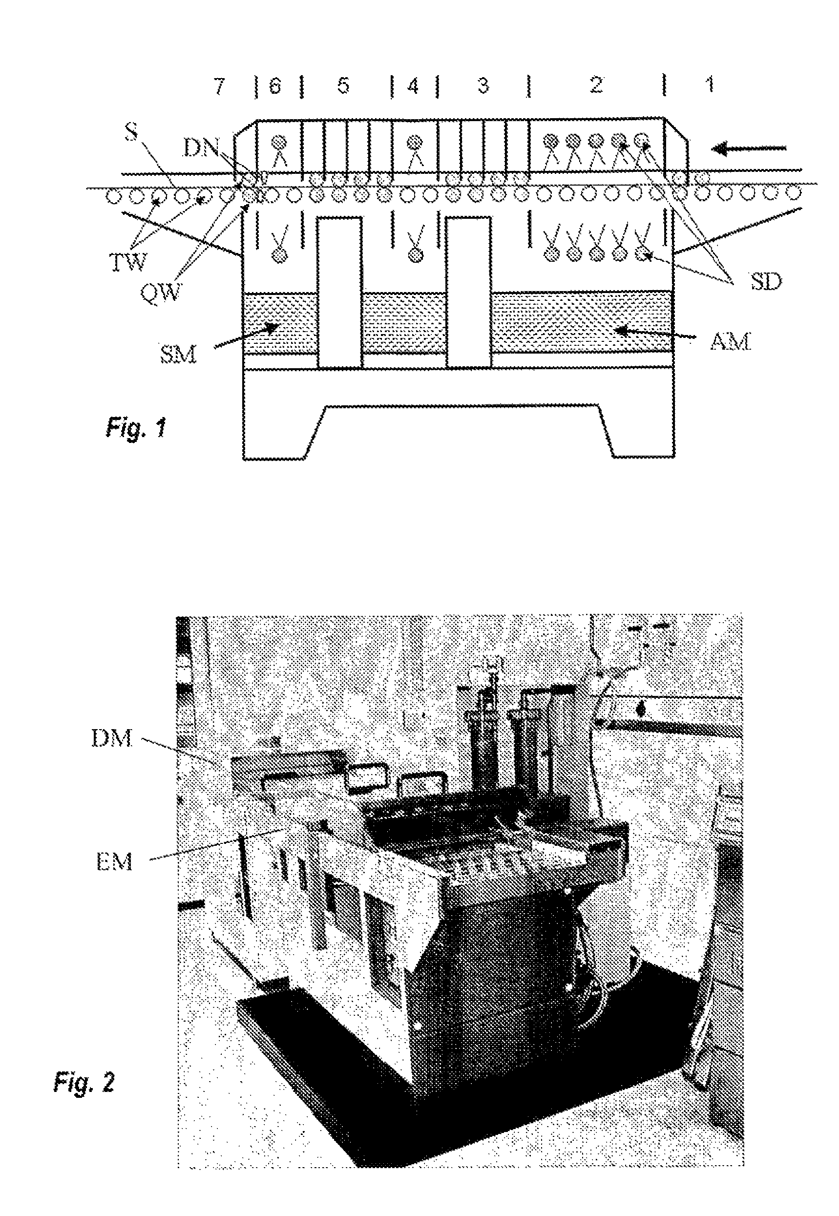 Process and device for cleaning and etching a substrate with a transparent conductive oxide layer