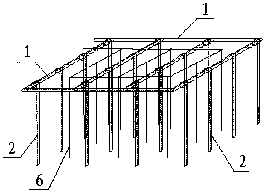 Vacuum pre-compaction and electro-osmosis combined reinforcing device and method for muck foundation