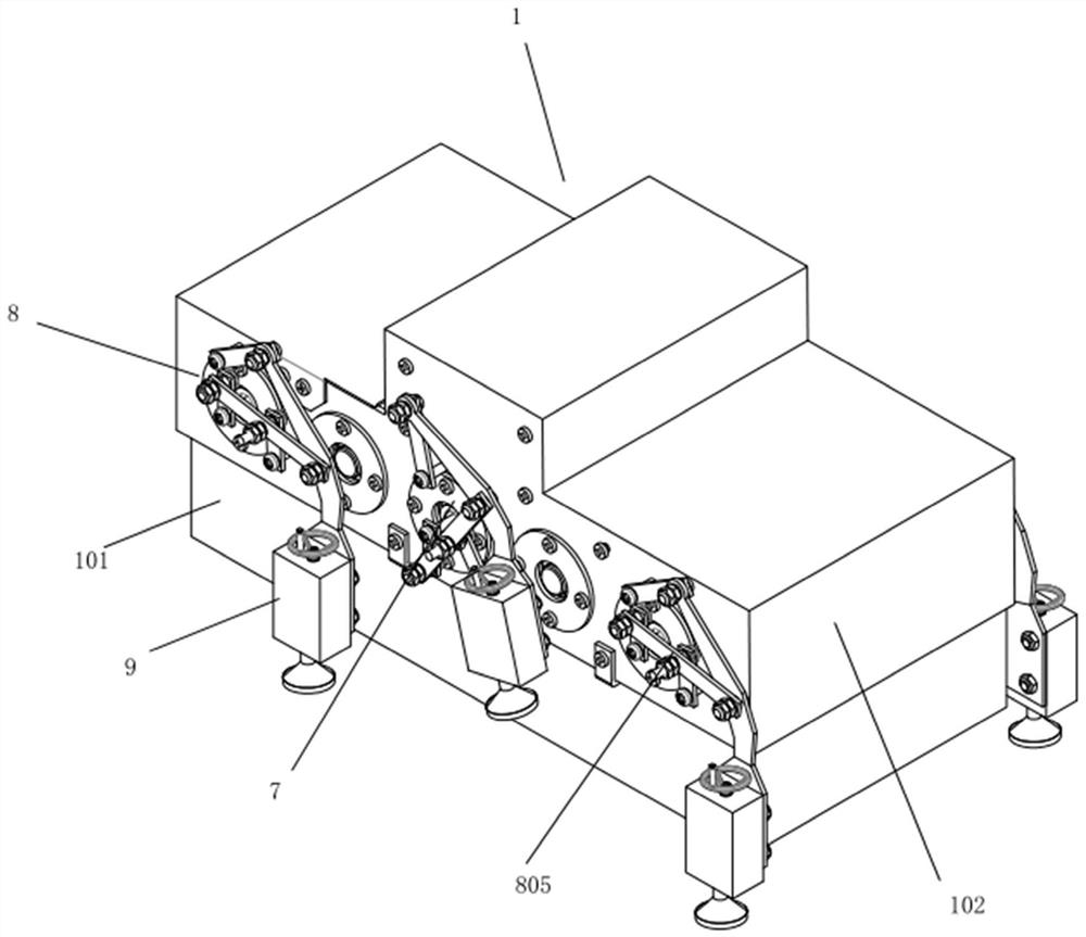 A lifting auxiliary mechanism for glass curtain wall cleaning robot