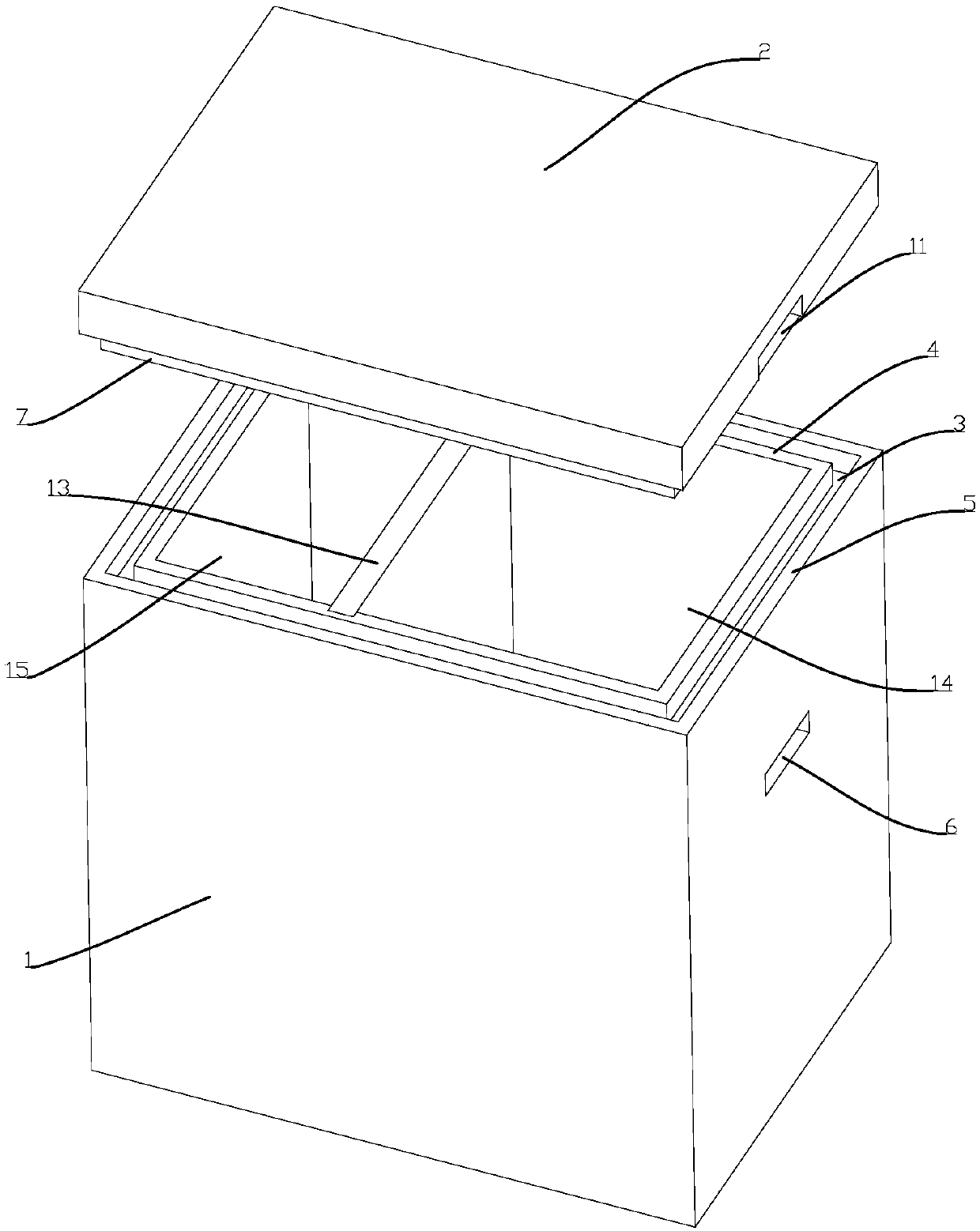 Foam insulation box with firm connection between box body and box cover